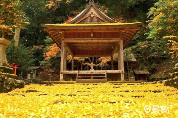 岩戶落葉神社