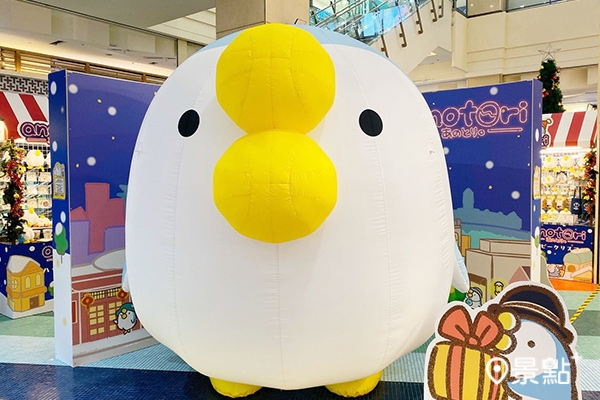 新北中和打造「那隻鳥｡雪景耶誕村」巨型萌翻充氣公仔必拍（圖／Global Mall）